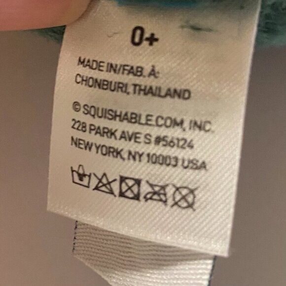 SQUISHABLE Avocado - Mini Squishable 7 inch - Picture 4 of 7